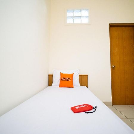 Koolkost Near Padjadjaran University - Minimum Stay 6 Nights Bandung Eksteriør billede