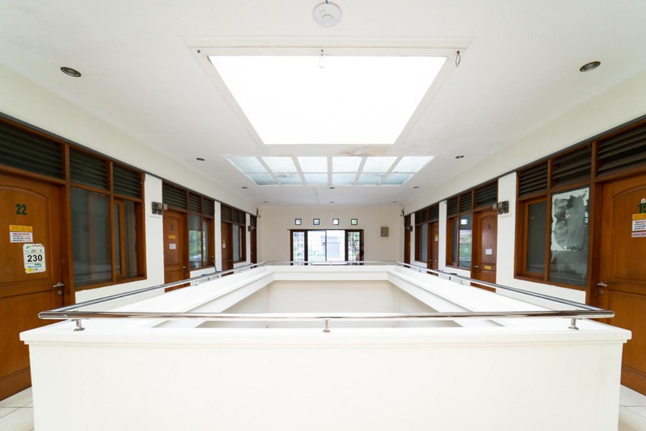 Koolkost Near Padjadjaran University - Minimum Stay 6 Nights Bandung Eksteriør billede