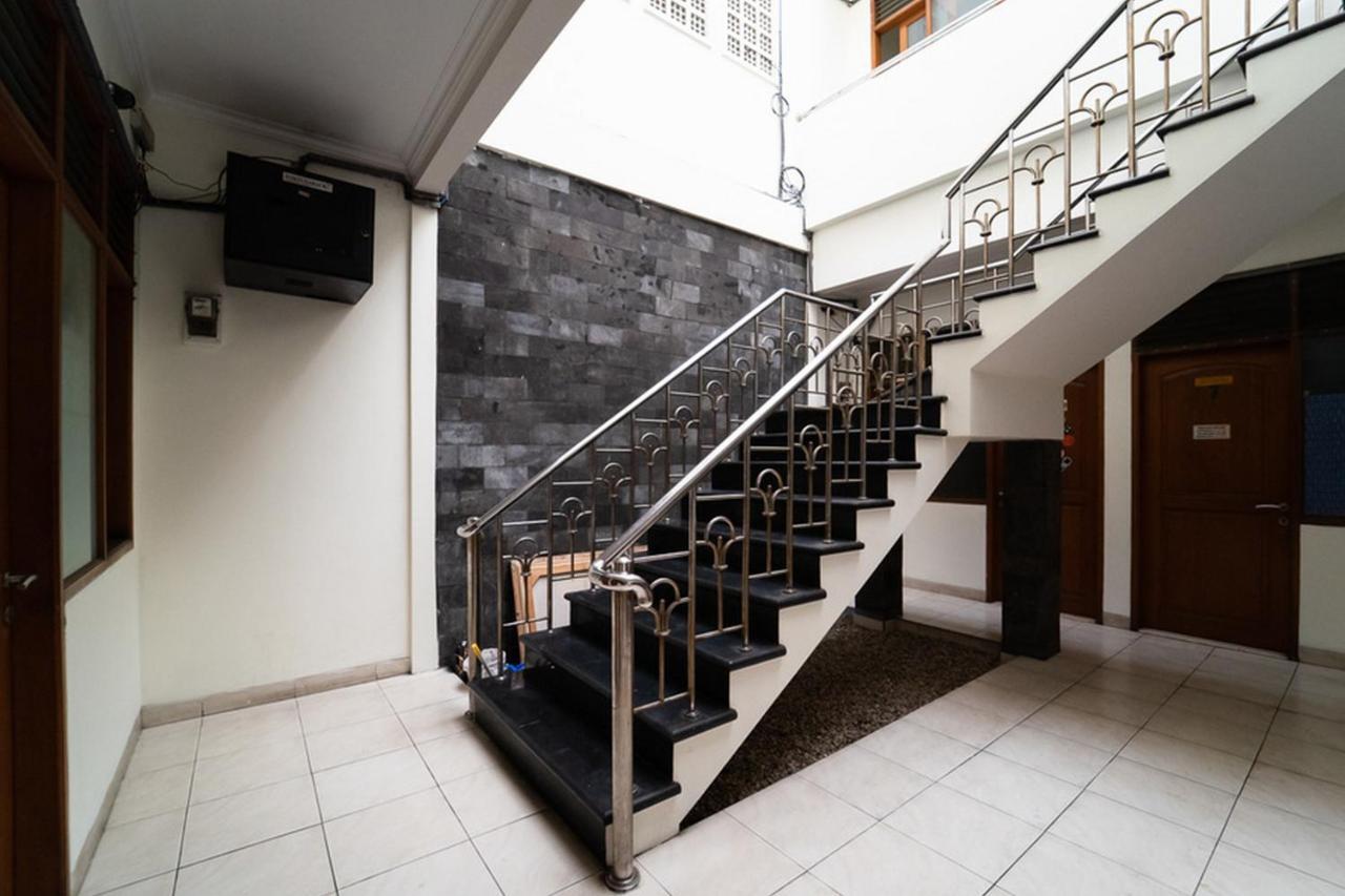 Koolkost Near Padjadjaran University - Minimum Stay 6 Nights Bandung Eksteriør billede